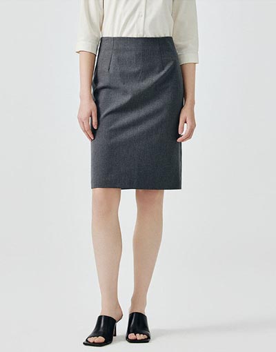 Longer half-length skirt-389